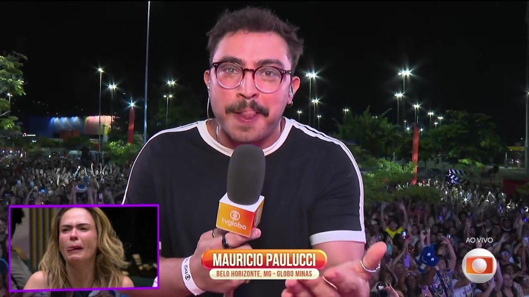 UpdateCharts tweet media