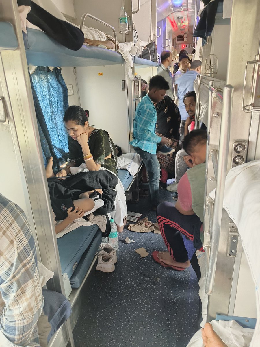 ervikasroy's tweet photo. @IRCTCofficial @railcomplaint train no 13052 coach B3 pnr 2612825362 train condition is very poor coach status worst then general  and no support from the helpline number 9709018625 https://t.co/0Fmy2QSNrd