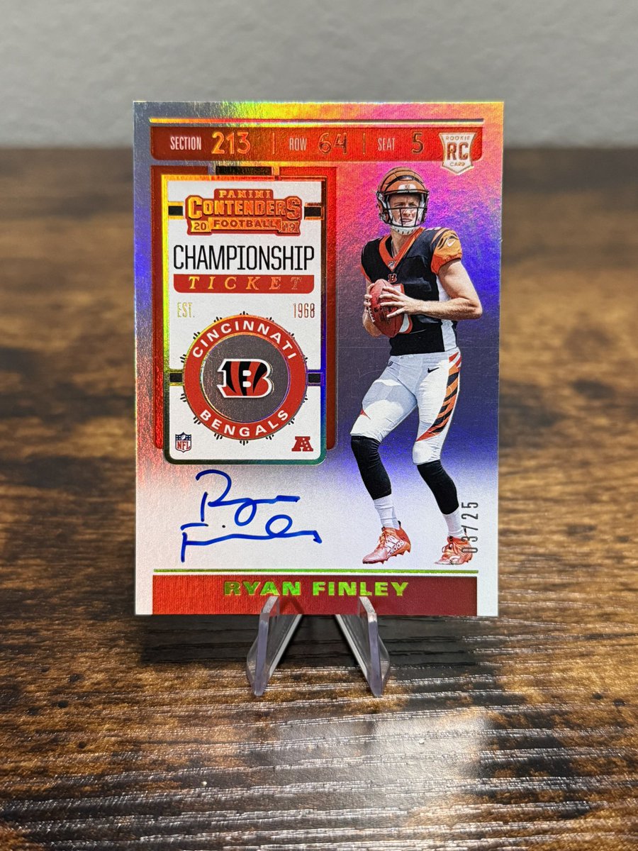 _AustinFinley_'s tweet image. 🐅 Bengals PC Card of the Day:

Day 259 :

2019 Contenders Ryan Finley Championship Ticket Auto /25

Always interested in cool Bengals cards! If you have any or see any, let me know😎

Feel free to share a PC Card you love🔥

#WhoDey🐅 #WhoDoYouCollect