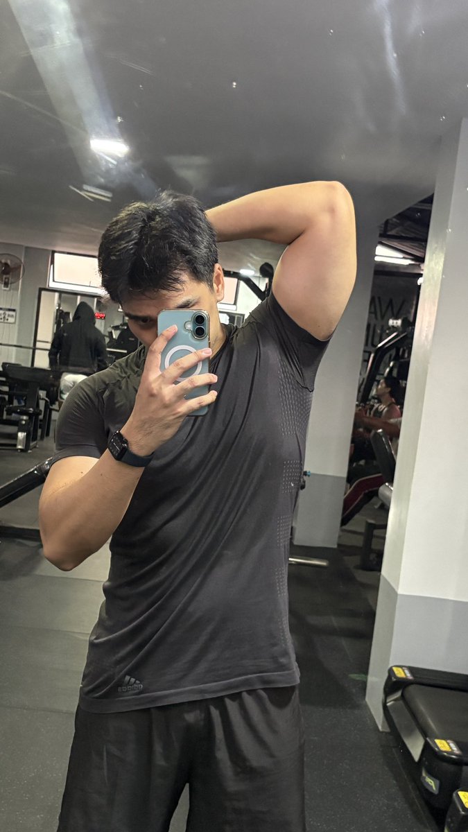 JhongFA's tweet photo. 🥵 https://t.co/GcbRGHK3ol