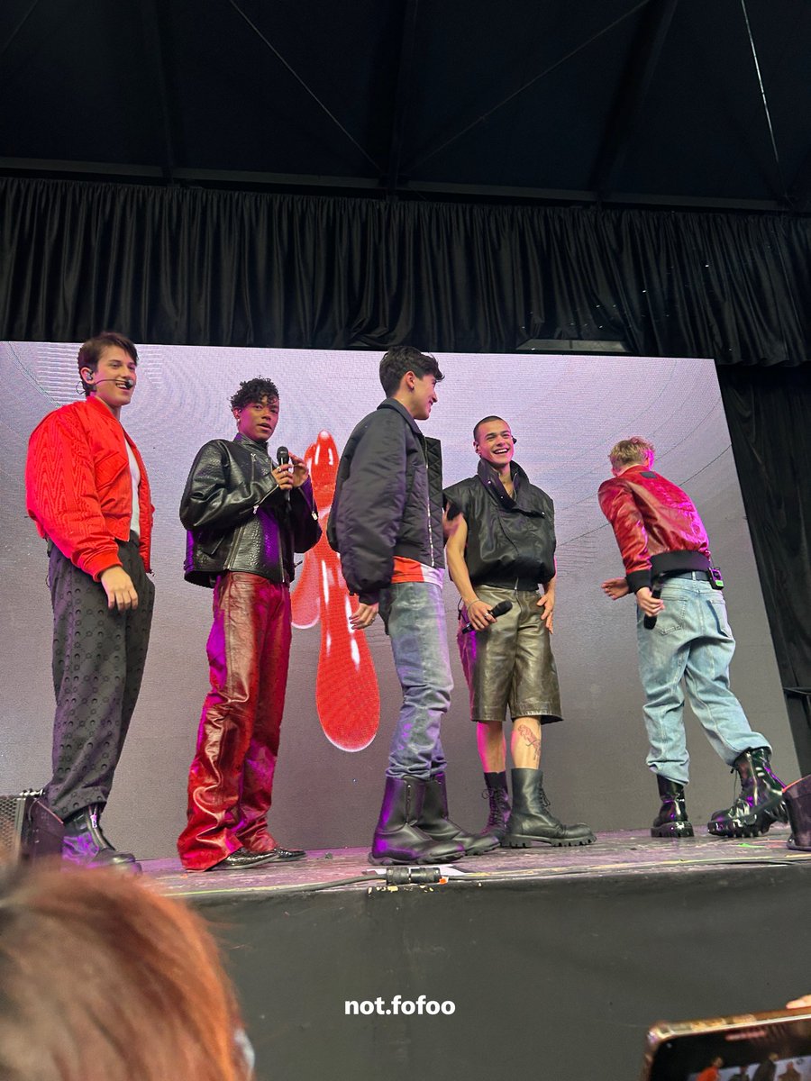 fofosita DUAL tweet media