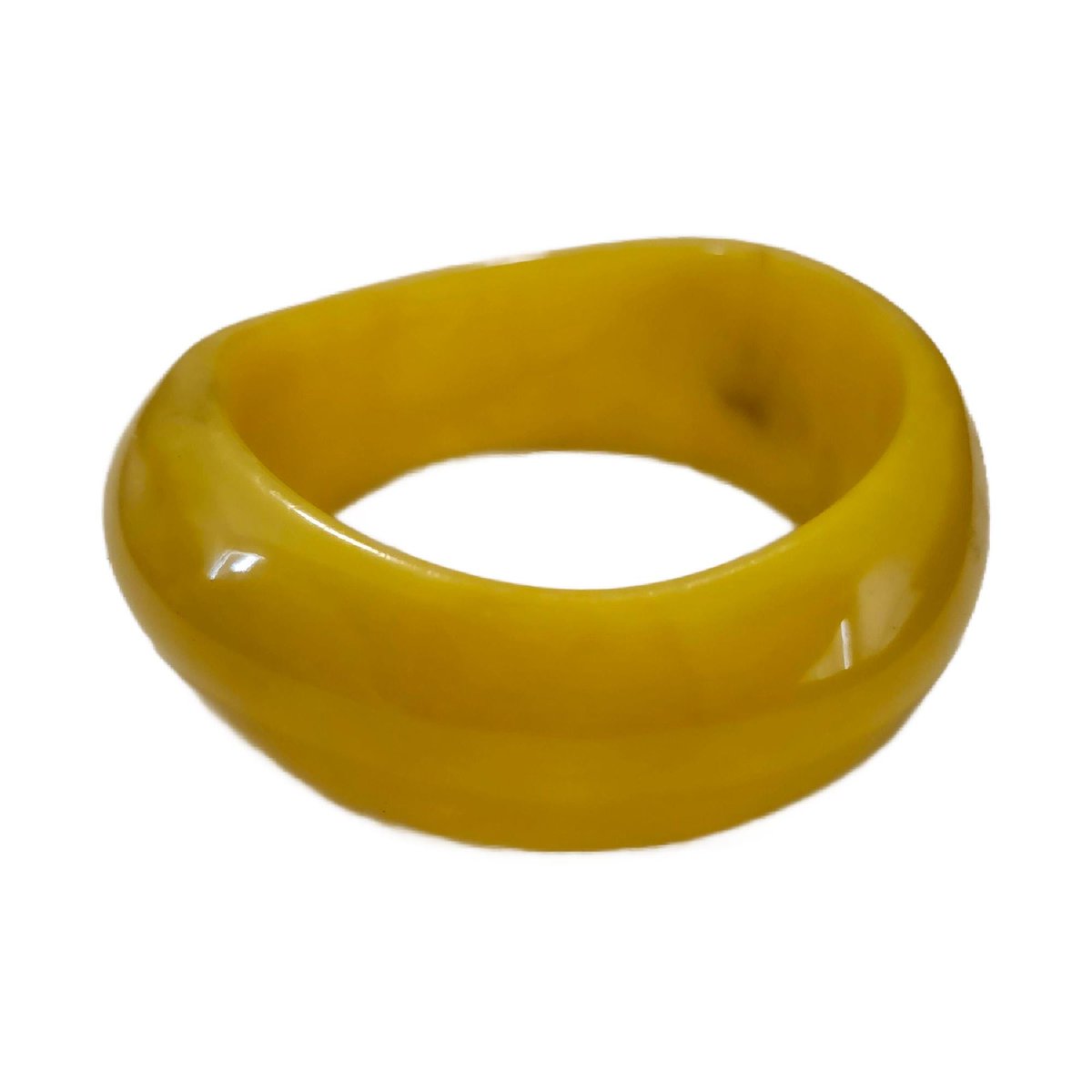 JunkYardBlonde's tweet image. Vintage Yellow Swirl Lucite Asymmetrical Chunky Bangle Bracelet tuppu.net/9bb2d53 #Etsy #JunkYardBlonde #LuciteBangle