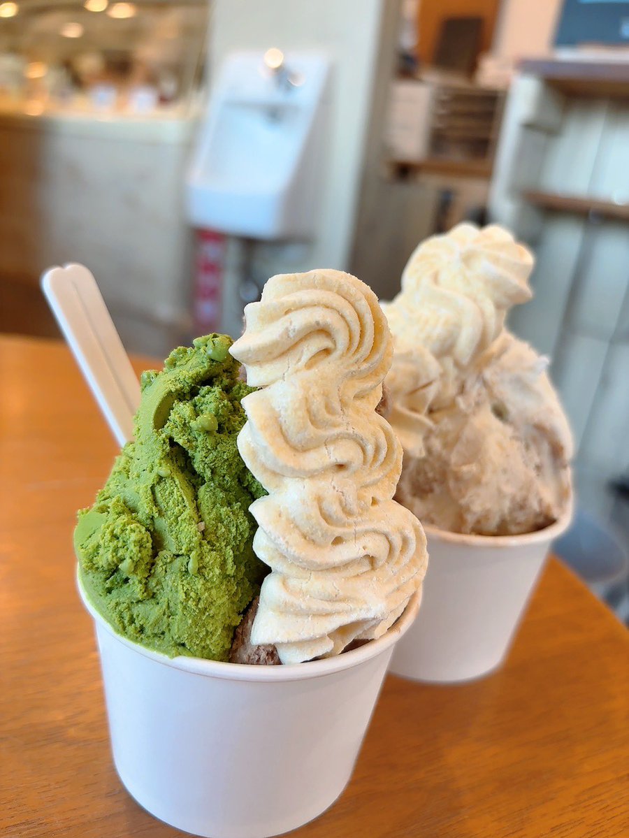 最近暑いです🍨