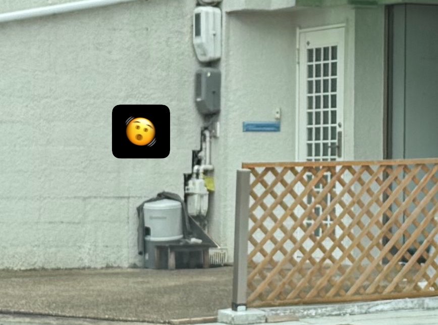 近所なんやけど、自力でエンジンオーバーホールしてる人がいて…

ブロック剥き出してDIYしてたんだけど今日見たら車ないから治って乗れてるみたい

すごすぎ☺️