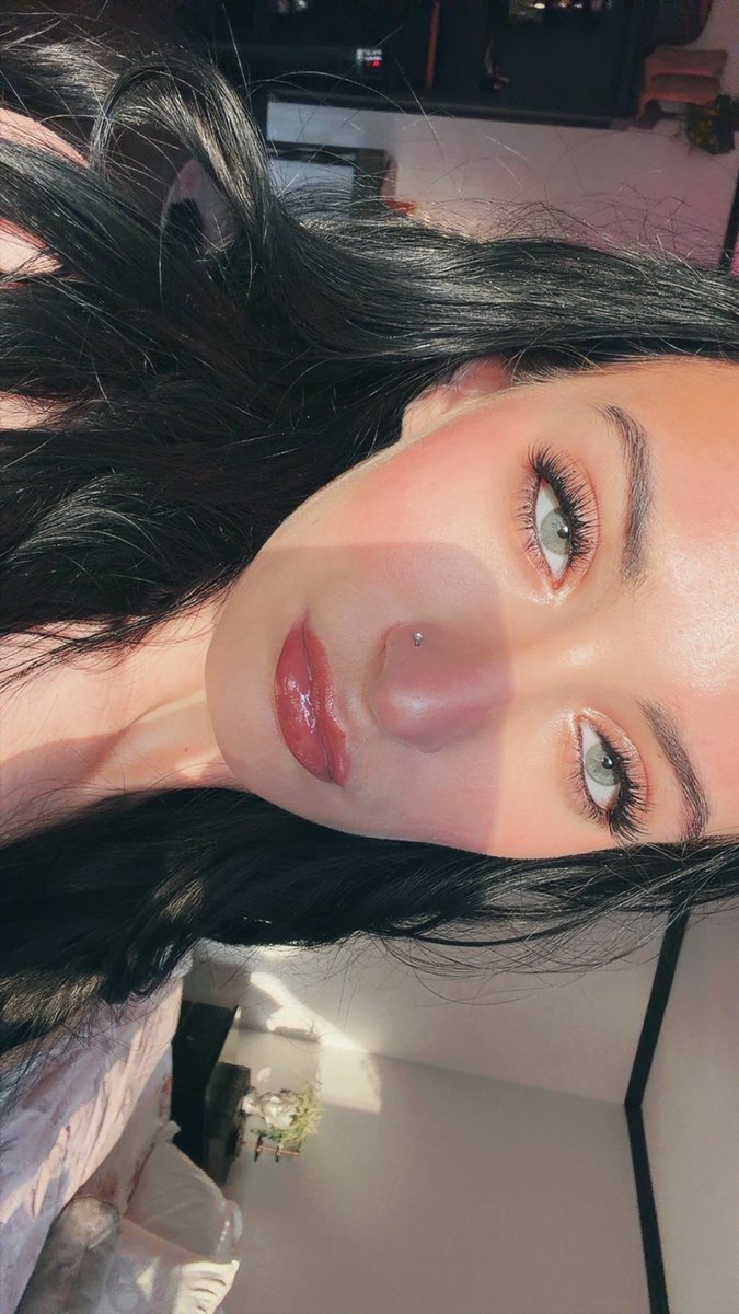 izzyamelia777's tweet image. face card never declines #facecard #of #linkinbio #greeneyes #face #pretty