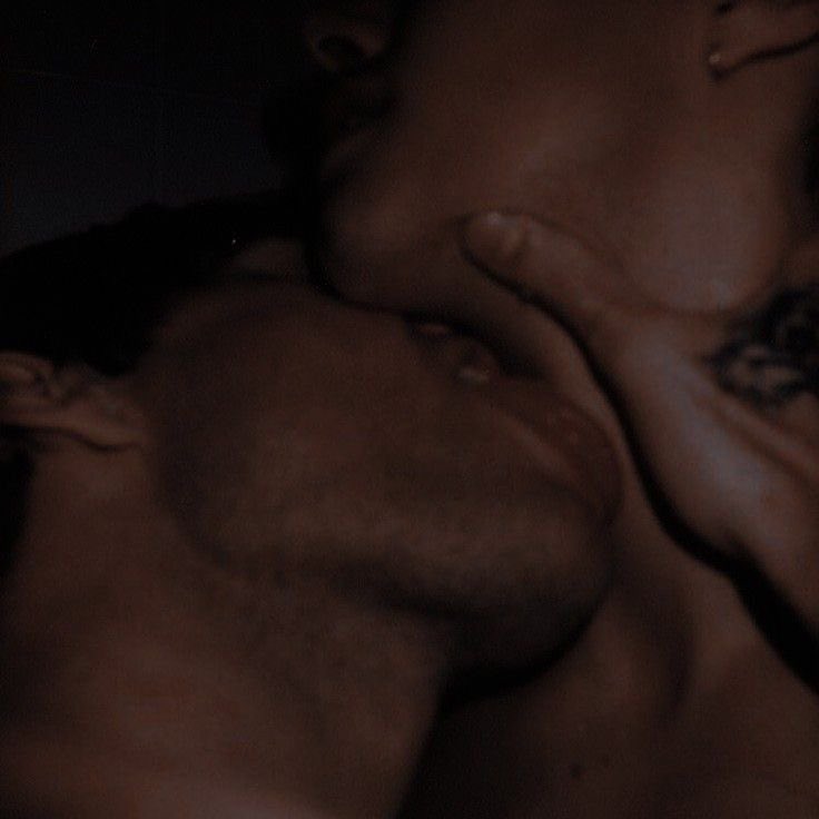 ✌︎︎ tweet media