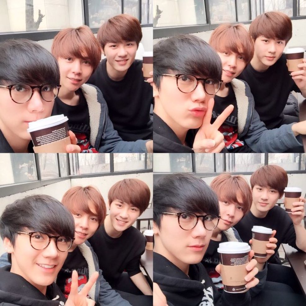 바람이 한 방향으로 불었나보네