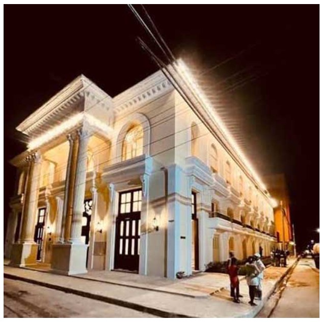 YaniselSanchez4's tweet photo. El Teatro Principal de #CiegodeÁvila recibió mención en la categoría Restauración en la XXIV edición del Premio Nacional en Conservación y Restauración de Monumentos y Sitios, y resultó seleccionado además para el Premio Especial de la UNAICC.
#Patrimonio
📷Tomada del Invasor https://t.co/C6TQ1kEMvM