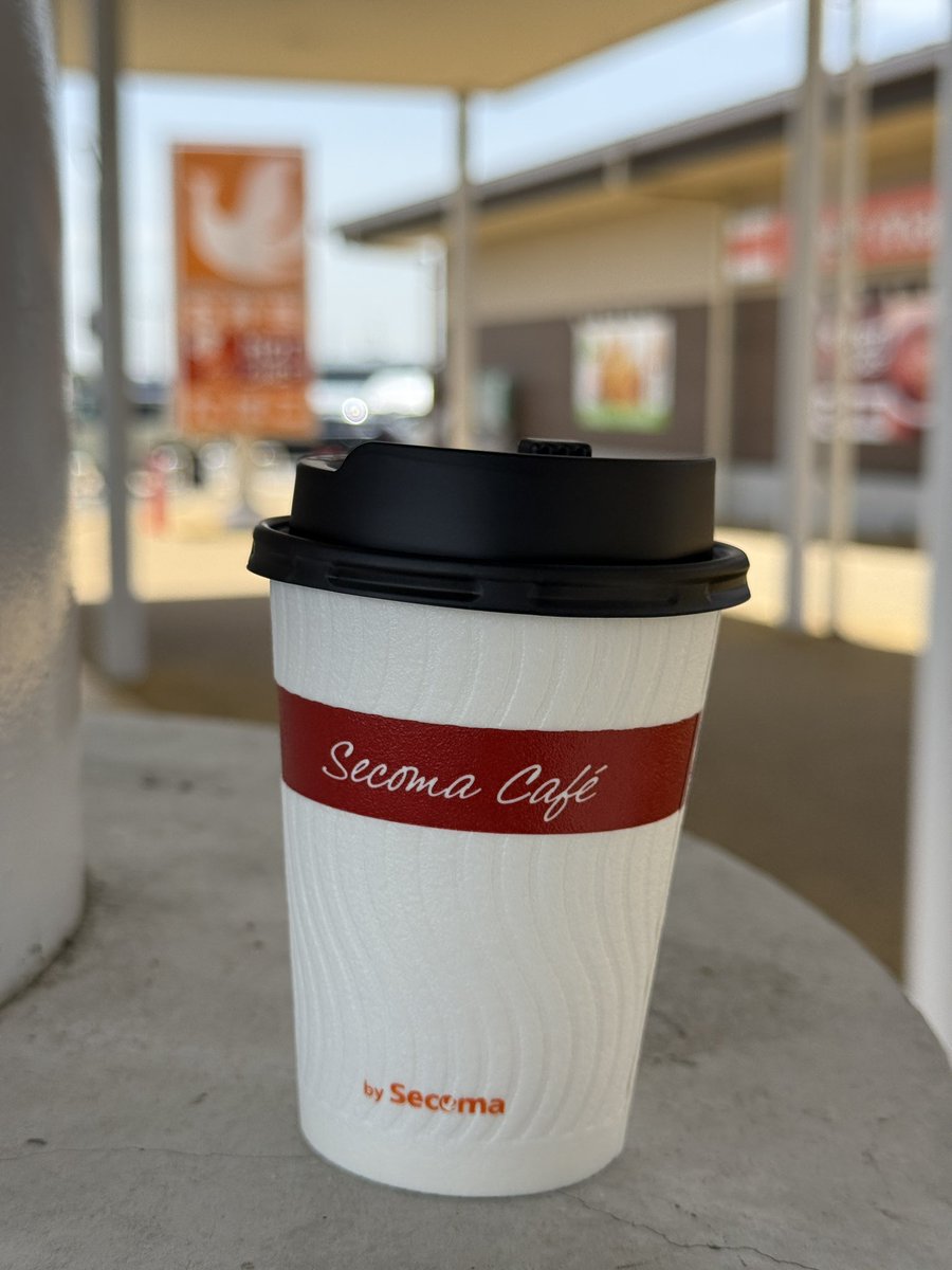 sun_3_3's tweet photo. セイコーマートのコーヒー93円。安すぎ。 https://t.co/zA8RHBWkx5