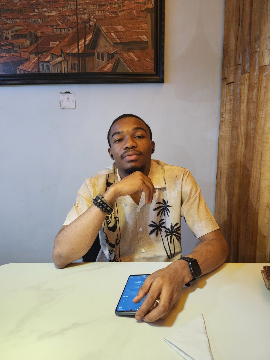 IretioluwaI's tweet image. Sometimes you don’t realize how much you needed a quiet moment until you step into one.
No noise. No rush.
Just space to think clearly again.
#LifeMoments #CalmMind #Reflection #SimpleLife #Peace #Clarity