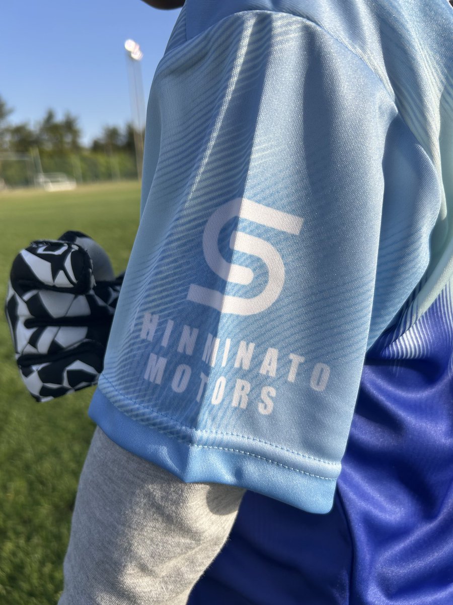 katallerschool's tweet photo. ほさコーチです😐

#GOLDWIN 様からスクールユニフォームが届きました👕

#富山県民共済 様　
#西能病院 様　
#新湊モータース 様　
#株式会社MAE 様

ご協賛ありがとうございます‼️

#カターレ富山　#kataller https://t.co/UHlzUPbSCq
