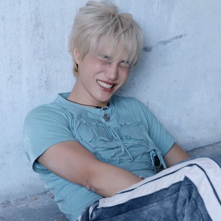 예헷 tweet media