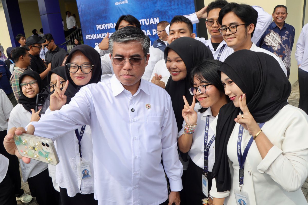 Kemnaker Salurkan Rp32 Miliar untuk Pemulihan Ekonomi Sumatera Utara dan Aceh indonesiajurnalis.com/kemnaker-salur…