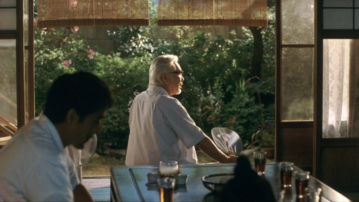2ndRules's tweet photo. Still Walking (2008) - เพราะชีวิตก็เท่านี้ มีแต่ต้องเดินต่อ

ชอบจัง เป็นหนังเรียบนิ่งแต่ปะทุด้วยความบาดหมาง ผ่านวันรวมญาติ หลังครบรอบการสูญเสียลูกชายคนโต ถ่ายทอดภูมิหลัง มิติทางความสัมพันธ์ ผ่านบทสนทนาและพฤติกรรมค่อนขอดบาดลึก เพื่อหวนรำลึกถึงห้วงปกติในปัจจุบัน ก่อนที่มันจะสายไป https://t.co/ygQofiA3nn