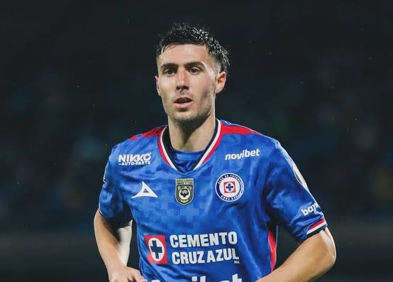 𝗟𝘂𝗶𝘀_𝗔𝘇𝘂I  tweet media