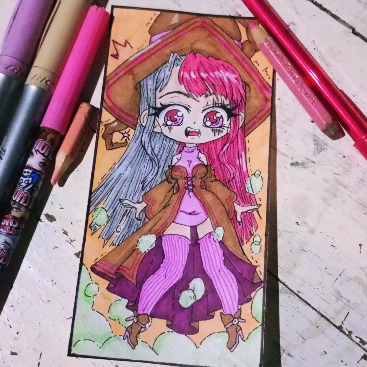 darkblo16055821's tweet image. No siempre las posiones y hechizos salen como uno quiere hasta la más experimentada bruja se puede equivocar. 😋😋
#witch #brujas #PINKYLADY