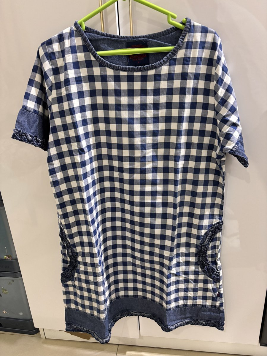 Cheorin1's tweet photo. Preloved yak!
Semua bahannya tebel”

40k/baju https://t.co/MHnS8gyBTW