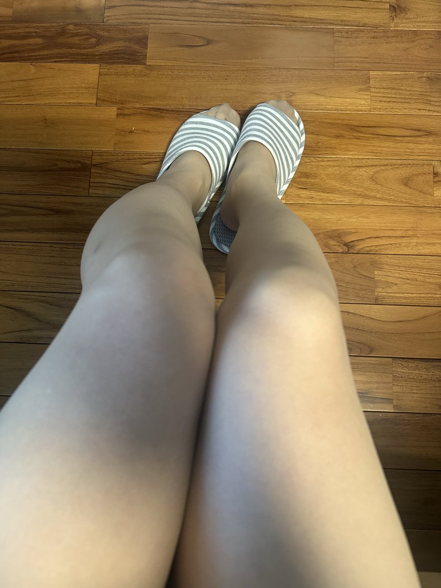 アツギ澄
夏🍉むけなストッキング✨
よく伸びて履きやすい😊触ると少しザラっします🫳
ズボン下で汗💦を飛ばして快適でしす☺️
#アツギ澄
#ストッキング
#ニュートラル
#ユニセックス
#クロスドレッサー
#フリースタイル
#メンズフリー
#脱固定観念
#自由へ