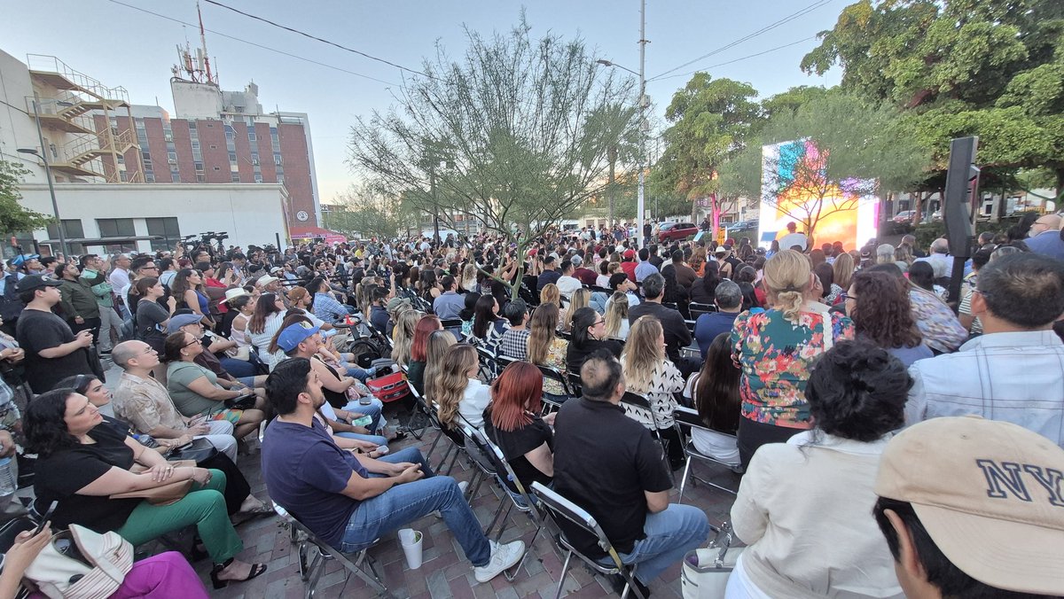 Ehui.com tweet media