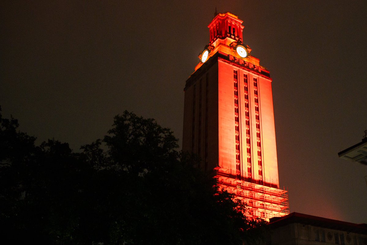 Tonight the Tower shines burnt orange in thanks to Susan and Michael Dell and their lasting legacy at The University of Texas at Austin. 🧡✨

Hook ’em! 🤘