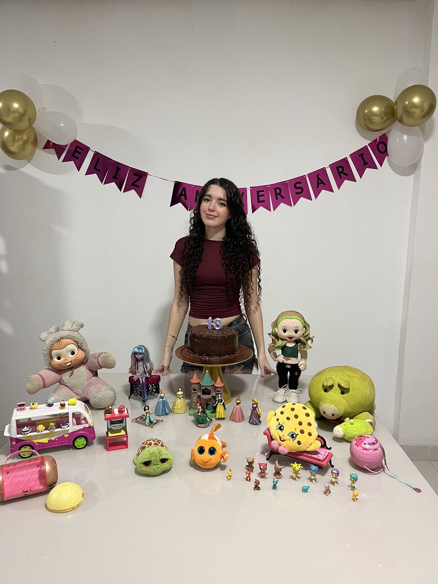 lana, a justa៹💋Ψ tweet media