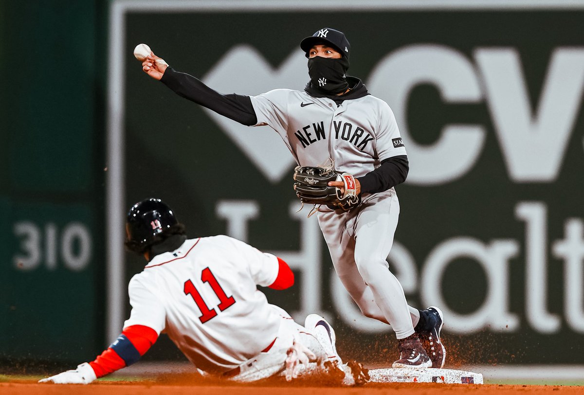 Yankees's tweet image. Dub Delivered. 

#RepBX