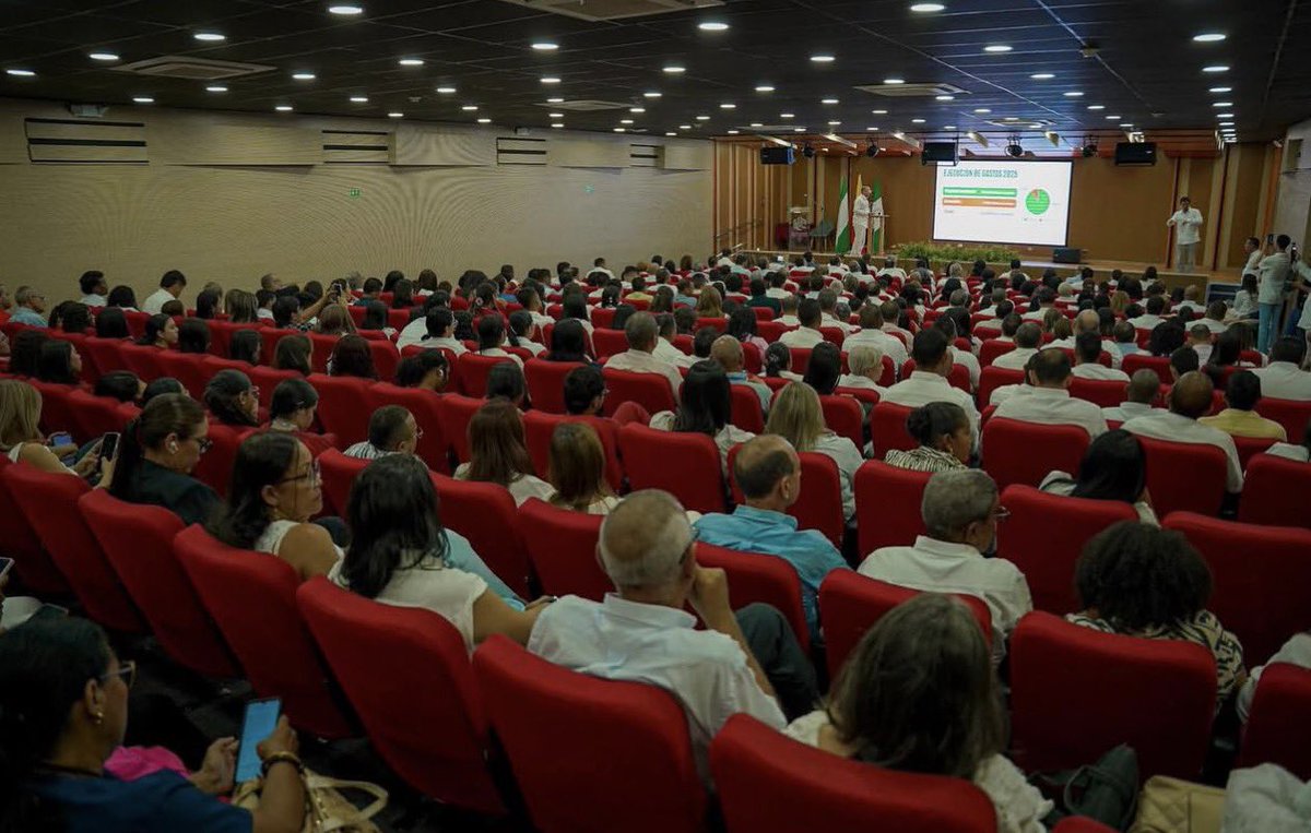 Facultad de Educación UPC tweet media