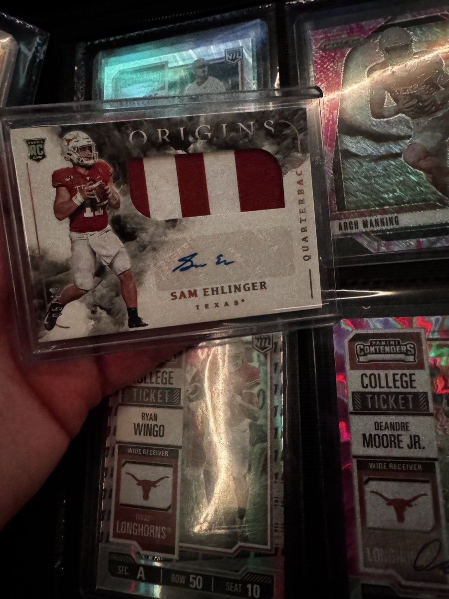 CDoinkula's tweet photo. @BurnTshirtLifer That’s a sick card! Just added this one to my PC! https://t.co/jlk65GdEif