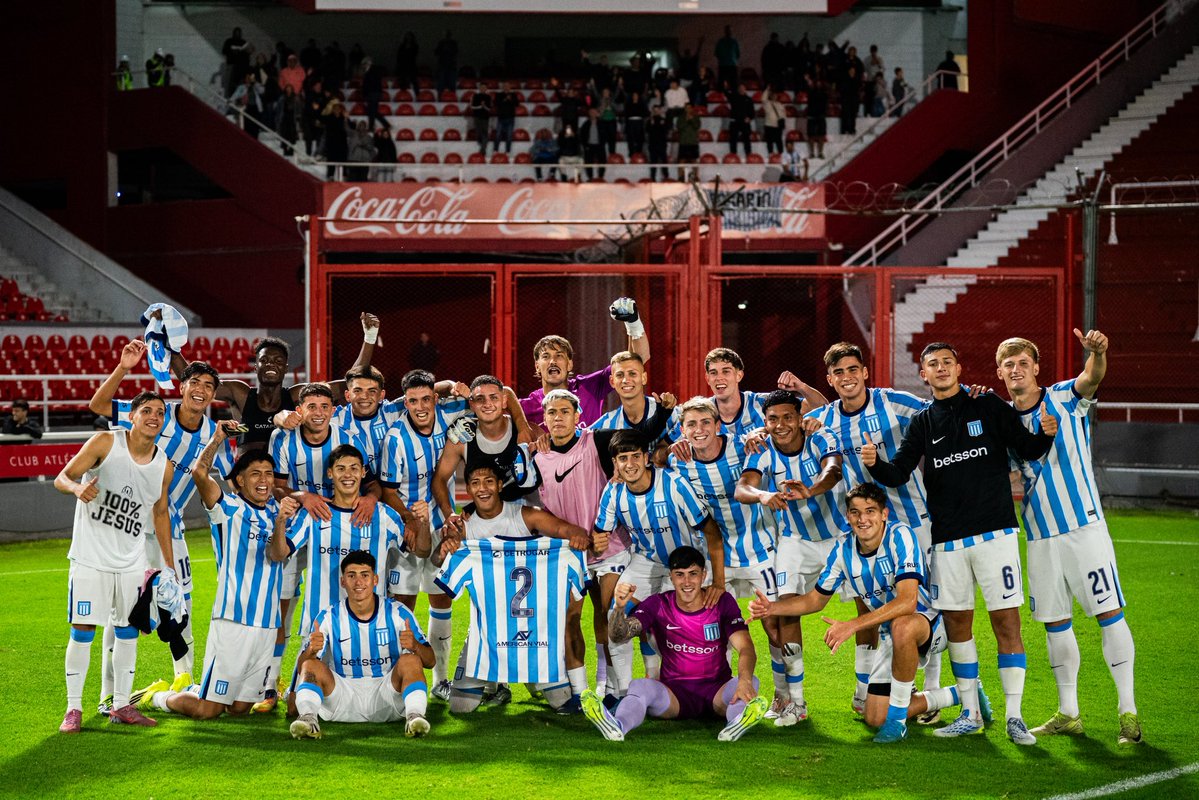 Racing Club tweet media