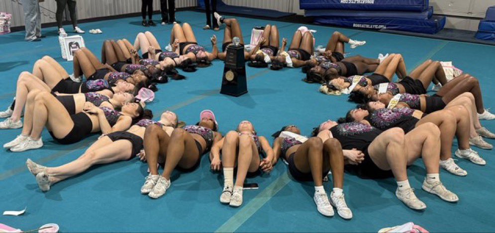 ⋆ೃ࿔*:･. tweet media