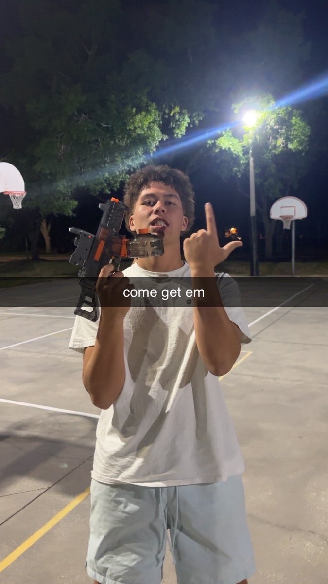 cumguzzlingsl's tweet photo. cum n get em wettttt💦💦🍆🍆 @WaterWars2026 https://t.co/9CHcA4sc1m