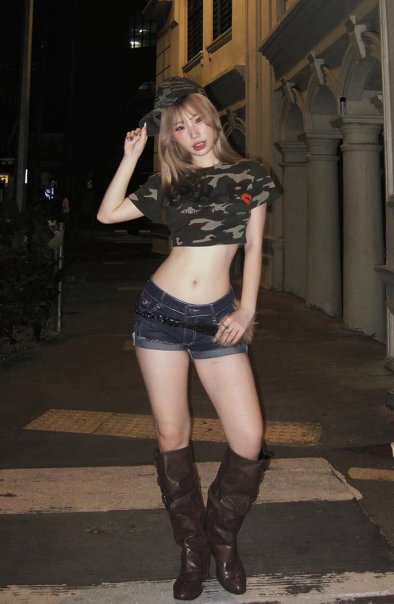 xxxgoonerz's tweet photo. Follower Request

Face 7/10
Body 8.5/10
Overall 8/10

Would enjoy her body with pleasure, f*cking her hardcore while grabbing those waist of her and manhandling her sounds fun. Bonus point if I can slap her b*tchy face and tell her she is a worthless b*tch that is made just to take my cock up her holes