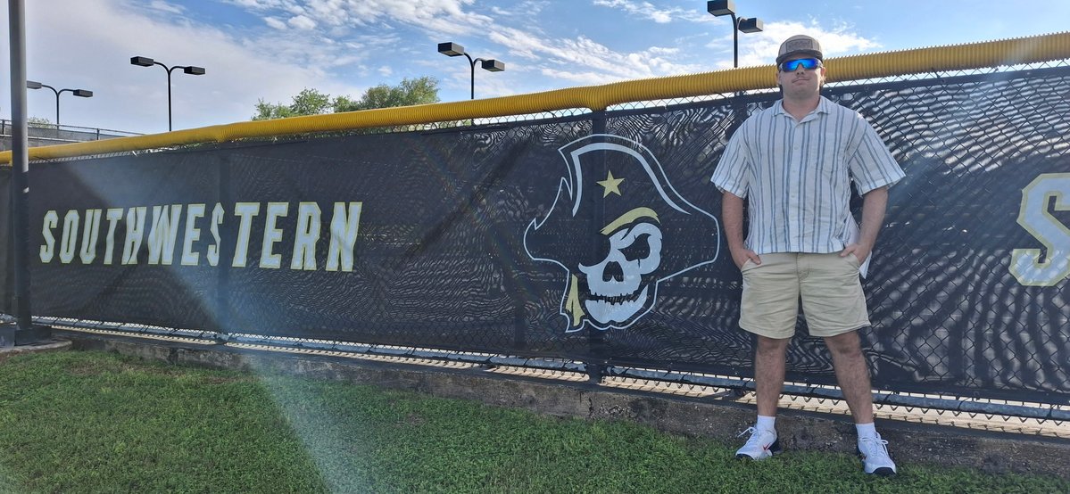 Brock Hall tweet media