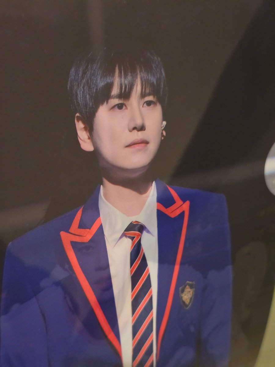 B_theunnormal's tweet photo. 어떠케 널 보내... 이렇게 못 보내...
그래도 마지막은 코앞에서 봐서 다행이다 잘가 🍎📓 https://t.co/4plOcHFpoD