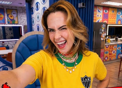 Gabridefato's tweet photo. PARABÉNS ANA PAULA!🐓⭐️

Agora o BBB tem 3 atleticanas campeãs

O cruzeiro também tem 3 BBBs, Mas é da SÉRIE B. https://t.co/oys4M1wSiX