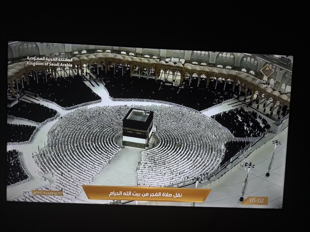 wwO10_'s tweet photo. افضل وقت للعمره 🤍🤍🤍🤍 https://t.co/63RK8knzna
