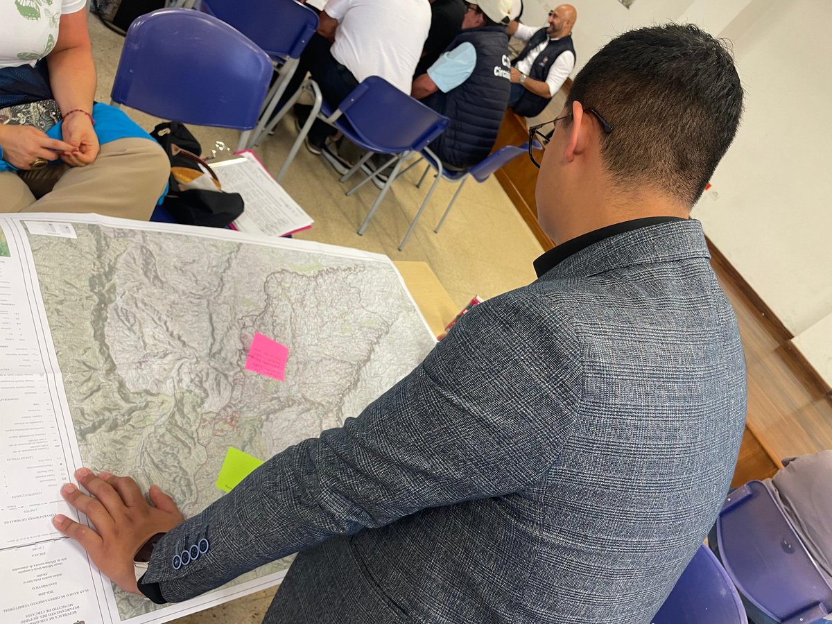 Nicolasth08's tweet photo. En la tarde, estuvimos en el 4° encuentro de participación ciudadana sobre la actualización del PBOT de Circasia 🏙️

Abordamos temas clave como servicios públicos, transporte, equipamientos y espacio público. https://t.co/pENOJ24dwb