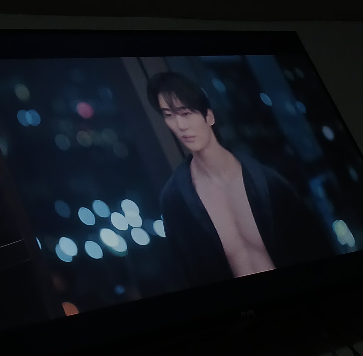 this scene and Abba called me to come see it 😌✨️ ㅋㅋㅋ