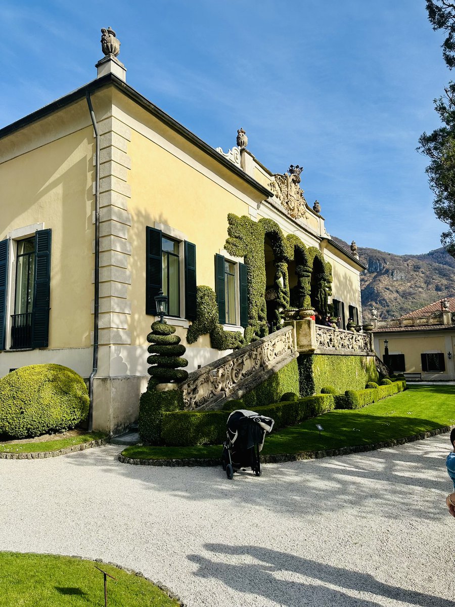 Ujkaluj.sui tweet media