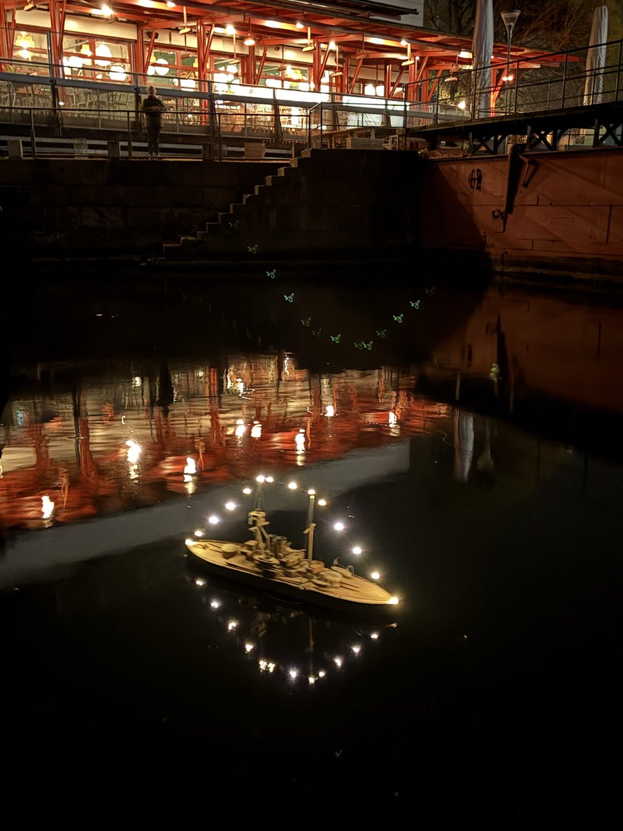 nilag's tweet photo. ’Pansarbåten’ - art installation in the historic Galärvarvsdockan at Kulturnatt Stockholm.

#kulturnattstockholm #artinstallation https://t.co/CJXtXDtNuu