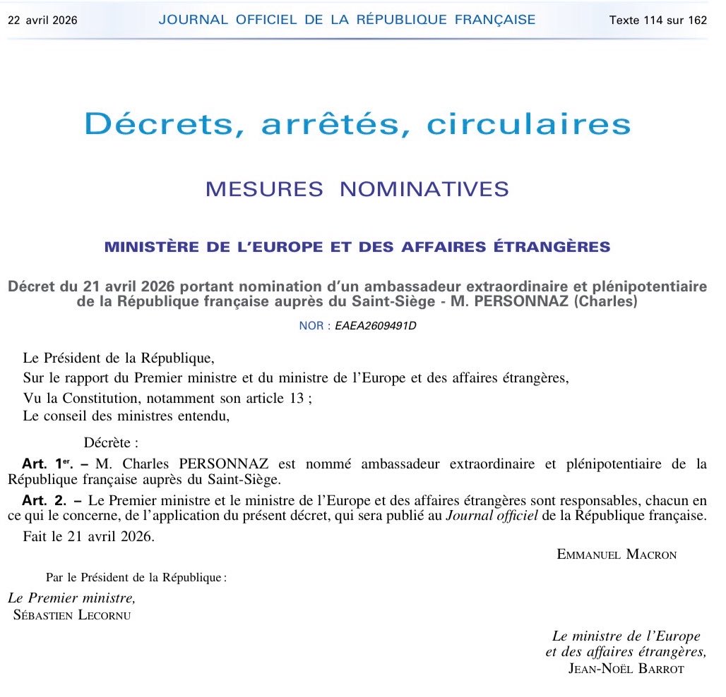 Philippine de Saint Pierre tweet media