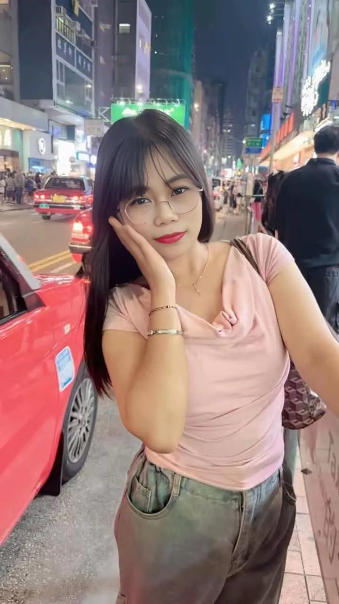 Girl Hongkong tweet media