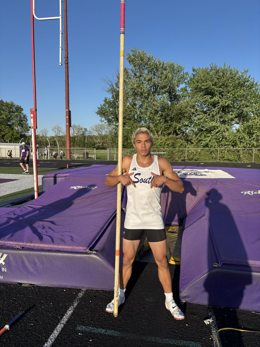 Bloomington South Boys XC/T&F tweet media