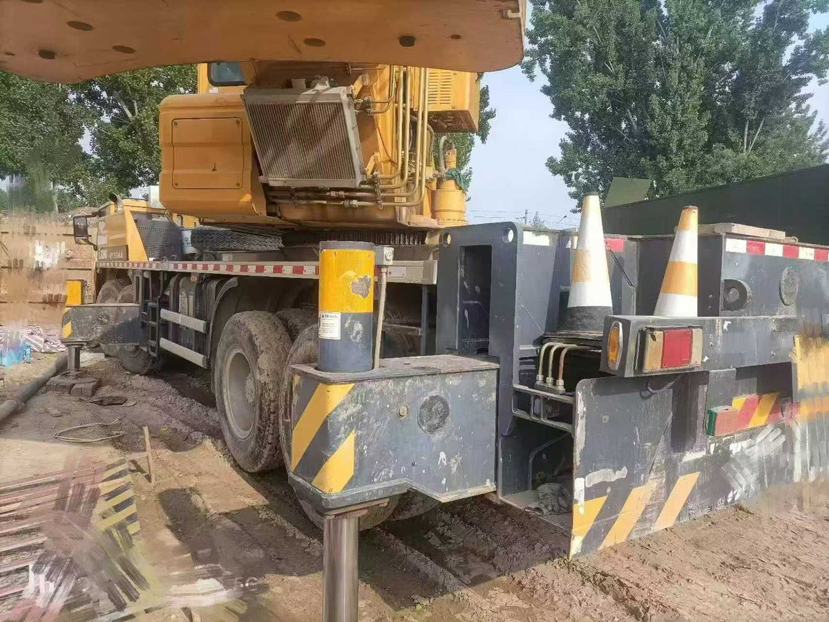 SunnyLi45's tweet photo. 2019 Year XCMG 50 ton Truck Crane for Sale: Type QY50KA, 43.5 meter mainboom, 16 meter jib, 6.5 ton counterweight, no accident,first hand car, price $62000.
More info:https://t.co/9jA3Wpkc2T
#cranemachine #truckcrane #XCMG #50ton #2019 https://t.co/9ZVafJVfy6