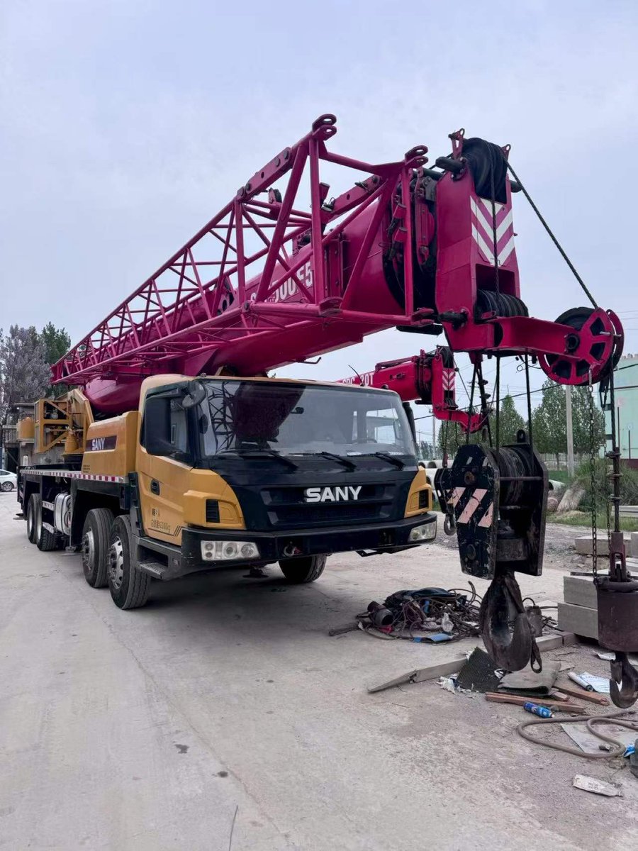 SunnyLi45's tweet photo. 2021 Year Sany 50ton truck crane for sale: Type STC500E5, 45.5 meter mainboom, 16 meter jib, 9.8 ton counterweight,Weichai P9-336 engine, price $81000.
More info:https://t.co/aJYds8As07
#cranemachine #truckcrane #Sany #50ton #2021 https://t.co/8olQwParQS
