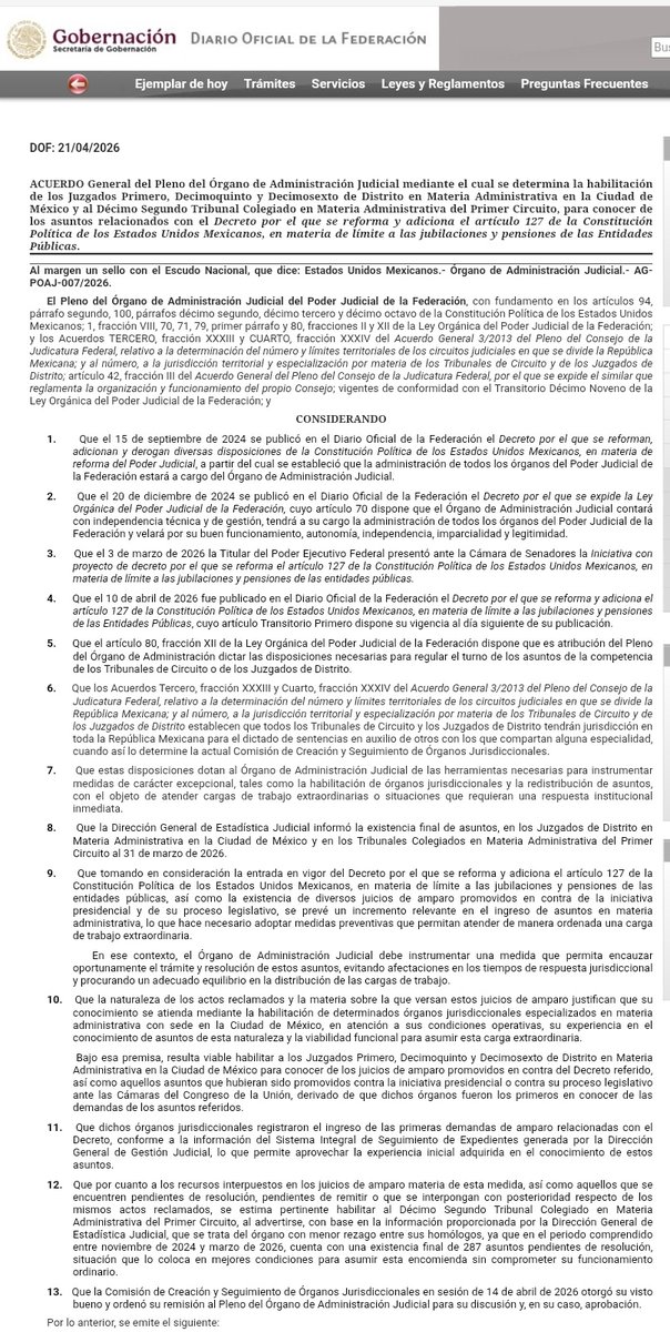 vicmanolete's tweet photo. Ordena @OAJ_Mex que todos los juicios de amparo promovidos contra la reforma al 127 constitucional, que establece que ninguna jubilación o pensión, podrá exceder de la mitad de la remuneración establecida para la presidenta Claudia Sheinbaum, serán conocidos por los Juzgados Primero, Decimoquinto y Decimosexto de Distrito en Materia Administrativa en la Ciudad de México.

En el acuerdo publicado en el @DOF_SEGOB, el órgano encargado de la administración del Poder Judicial Federal, también indicó que el Décimo Segundo Tribunal Colegiado en Materia Administrativa del mismo Circuito, será la segunda instancia de los recursos que se presenten.