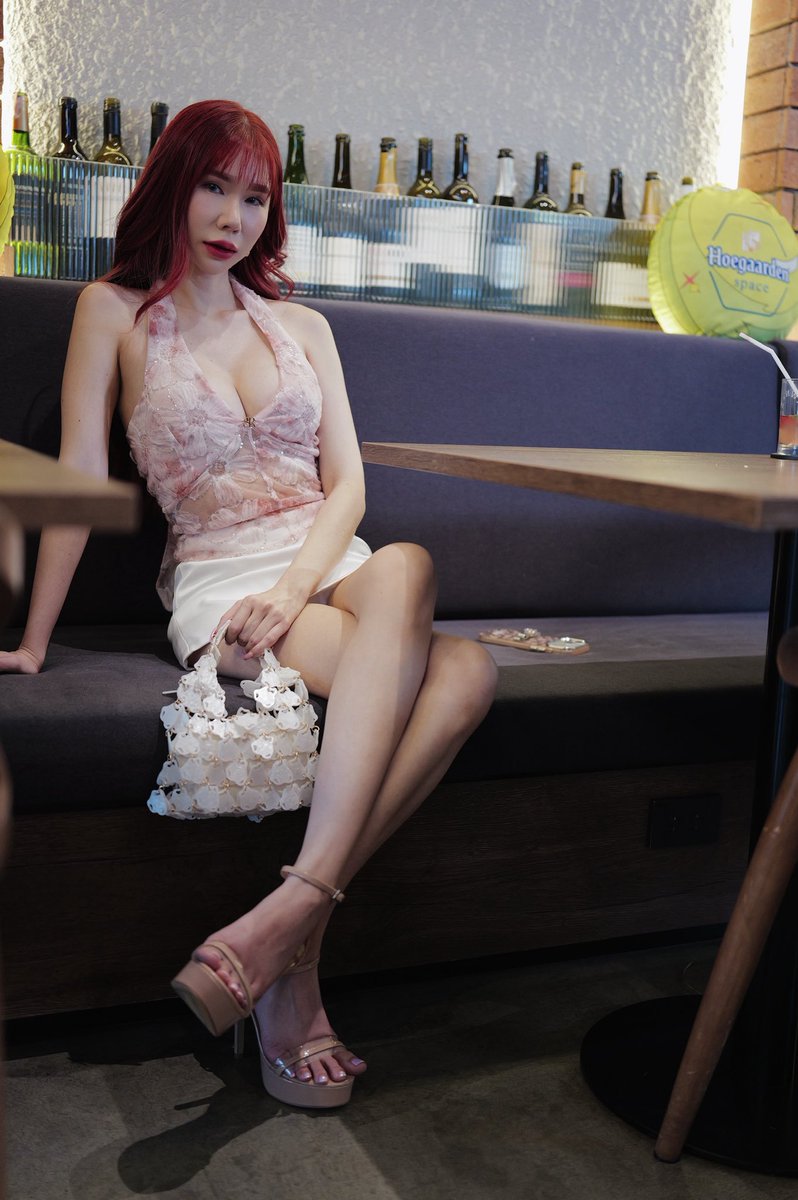 April Maxima tweet media