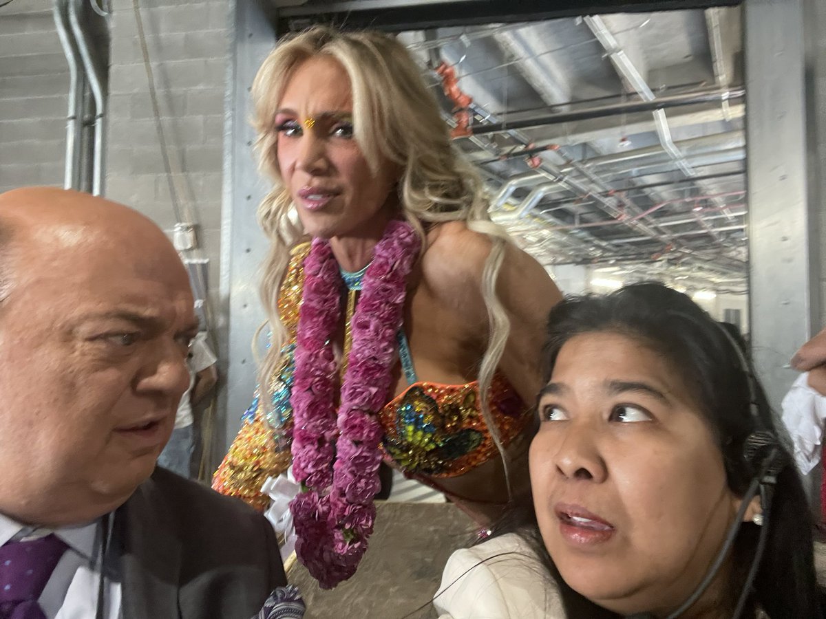 Charlotte Flair tweet media