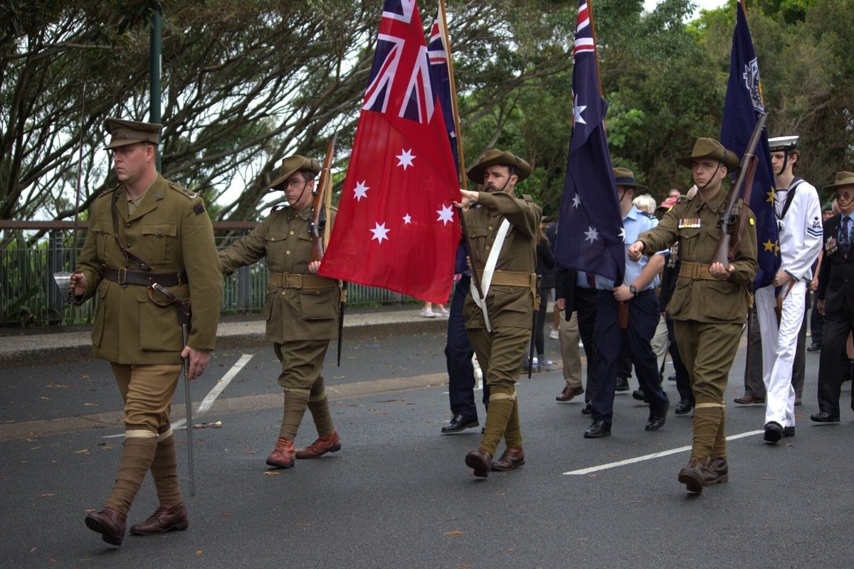 NewsCop_media's tweet image. 🎖️ Woodford residents are to march as Moreton Bay gears up for 2026 Anzac Day services this Saturday. Click here for the story ▶️ buff.ly/L6DlTWu 

#Brisbane #Anzacs #history #commemorations