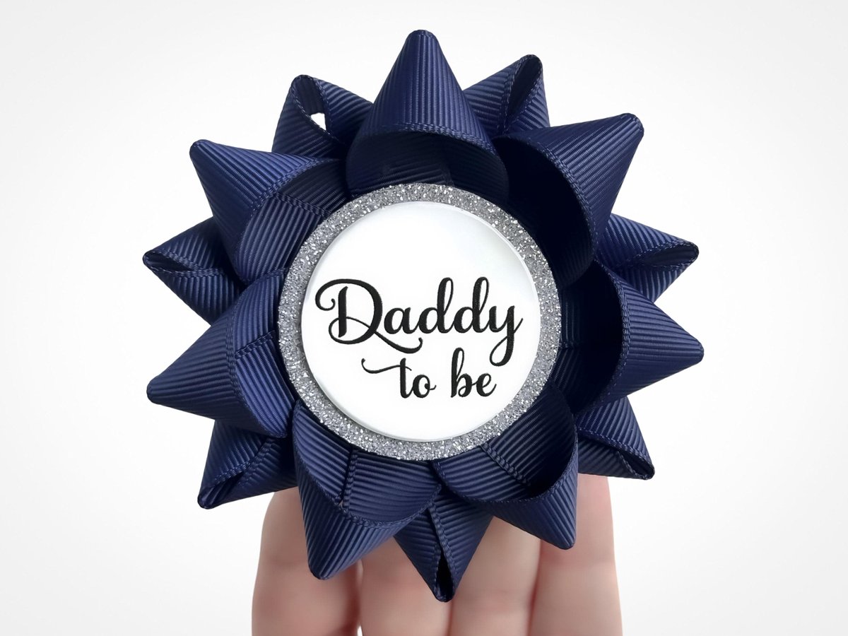 PPerceptions's tweet image. Daddy to Be Pin, Navy Blue Baby Shower Favors, Diaper Party Pins, New Dad Gift for Dadchelor, Dark Blue Nautical Boy Decorations in Navy tuppu.net/2aa01a2d #events #shopping #weddings #handmadegifts #Etsyshop #BoyBabyShower